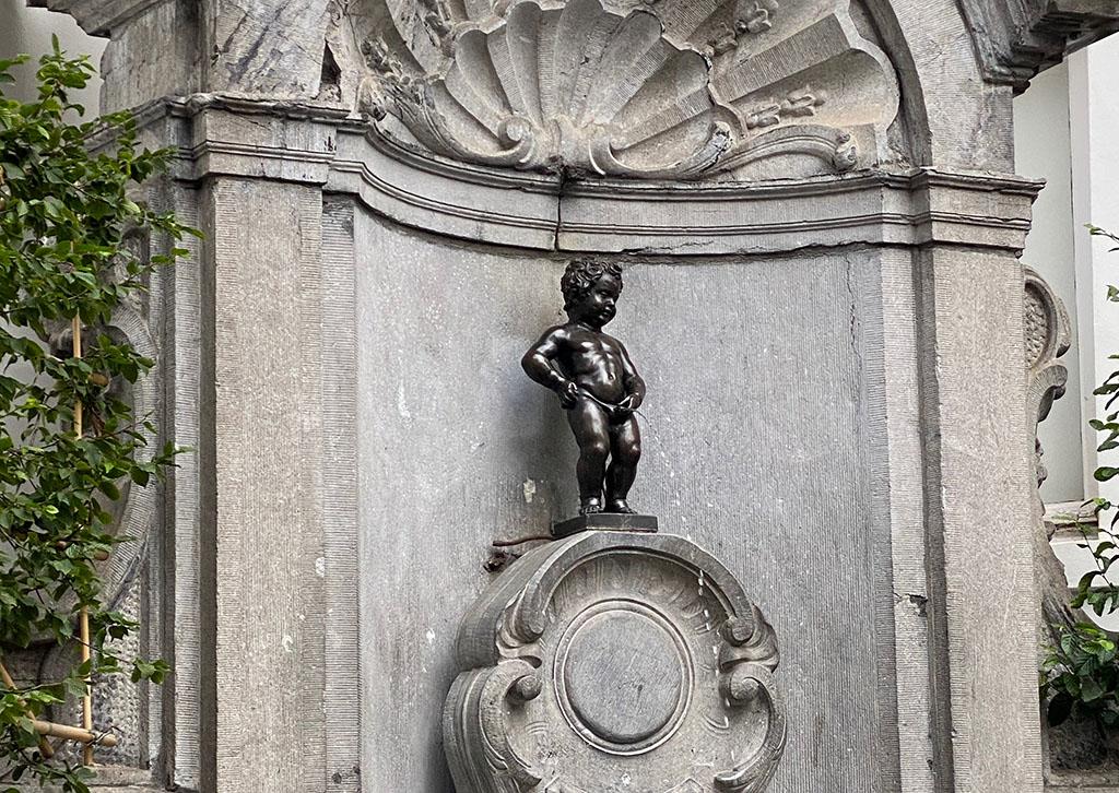 Brussels, Boats, water, Holiday 2022, Manneke Pis